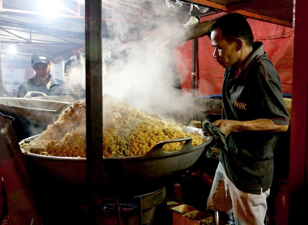 Sadar Nggak, 3 Pedagang Ini Salah Jualan Lho